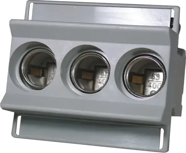 Slika D02 E18 63A V M5-K 3p